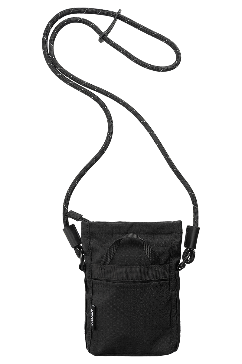 Unfair Athletics Flag Pusher Bag Vorderseite